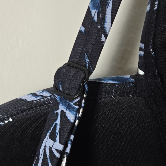 NipTuck Tummy Control Palm Foil Ruched Front Tropical Print One-Piece Swimsuit 8 - Picture 7 of 12